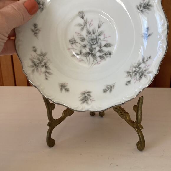 Royal M by Nagoya Shokai “Maria” Pattern Saucer, 1 - Picture 4 of 8